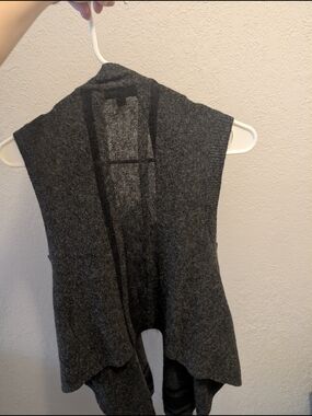 Banana Republic Dark Gray Open-Front Sleeveless Cardigan Vest